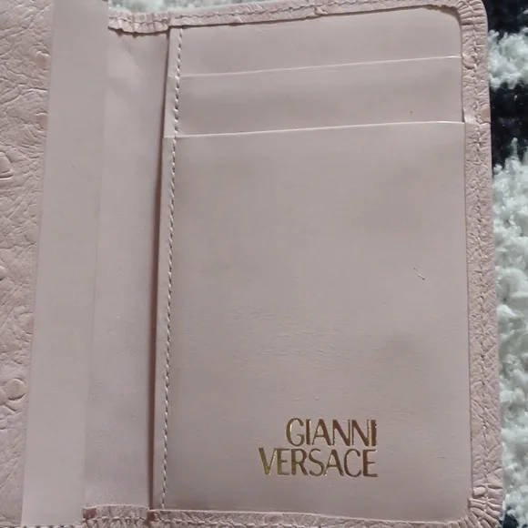 Gianni Versace Genuine Ostrich Blush Pink Card Wallet - Picture 5 of 7